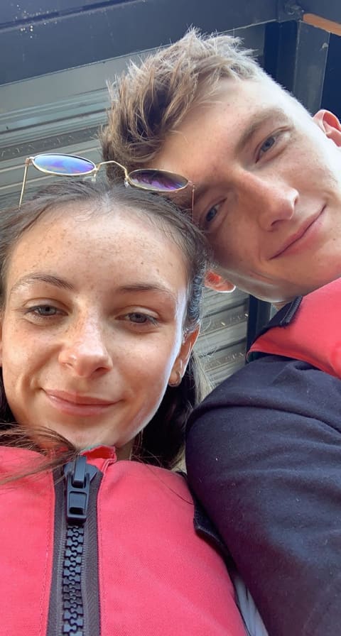 A close-up selfie of Tallulah and Thomas
